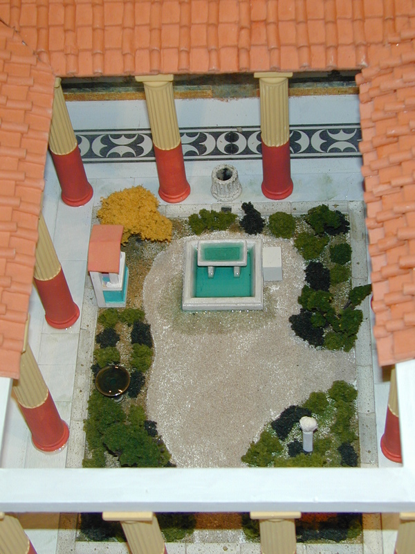 RomanHouseModel8a.jpg